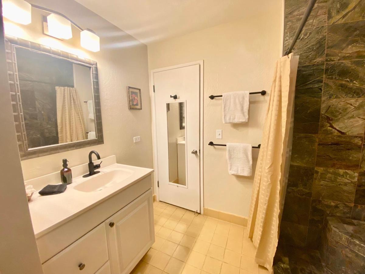 Charming 1 Bedroom Beach Condo Prime Location Great Value Pahala Exteriér fotografie